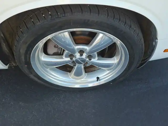 2011 Dodge Challenger R/T's photo