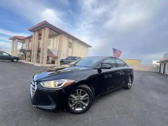 2018 Hyundai Elantra 2.0 SEL A/T SULEZ's photo