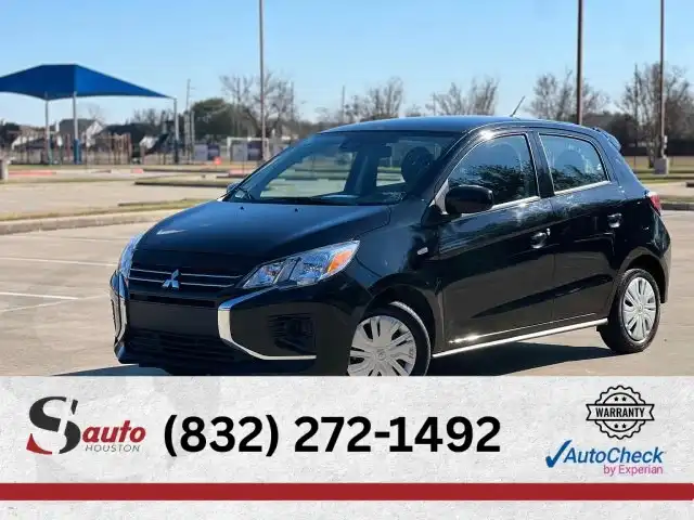 2024 Mitsubishi Mirage ES CVT's photo