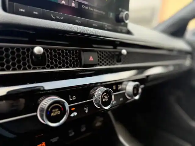 2025 Honda Civic Sport CVT's photo