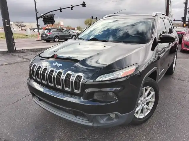 2016 Jeep Cherokee Latitude's photo