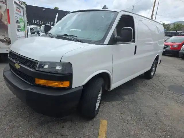 2021 Chevrolet Express 2500 Work Van HD's photo