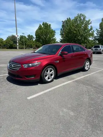 2015 Ford Taurus SEL FWD's photo