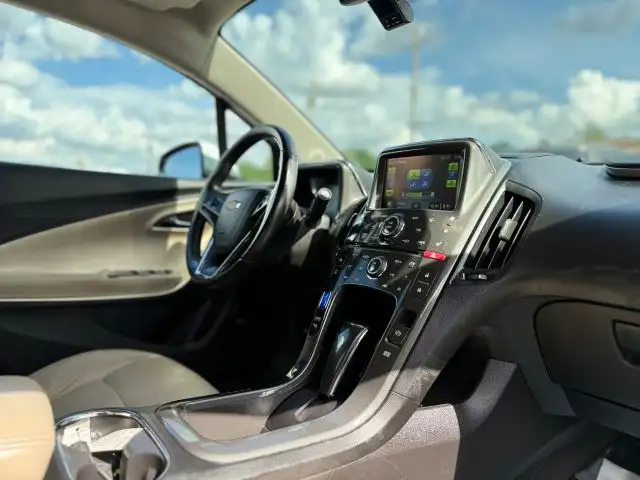 2012 Chevrolet Volt Base's photo