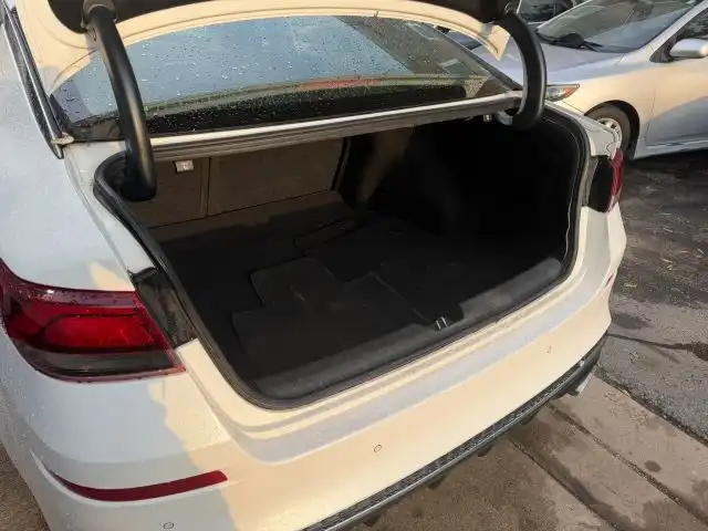 2019 Kia Optima S AT's photo