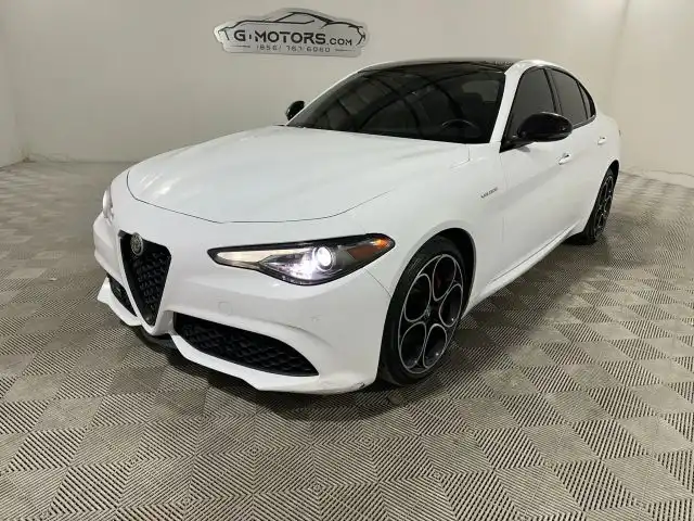 2023 Alfa Romeo Giulia Veloce AWD's photo