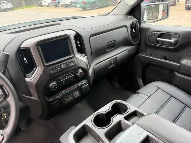 2021 Chevrolet Silverado 1500 Custom Crew Cab Short Box's photo