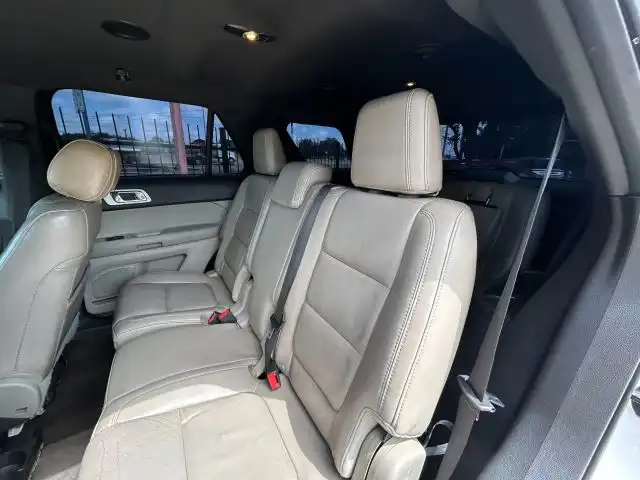 2013 Ford Explorer XLT's photo