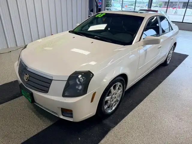 2003 Cadillac CTS Base's photo