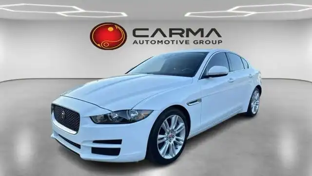 2019 Jaguar XE 25t Premium's photo