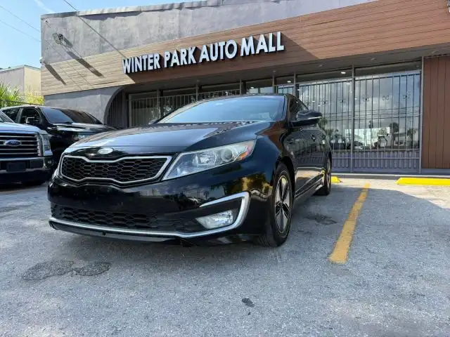 2013 Kia Optima LX Hybrid's photo