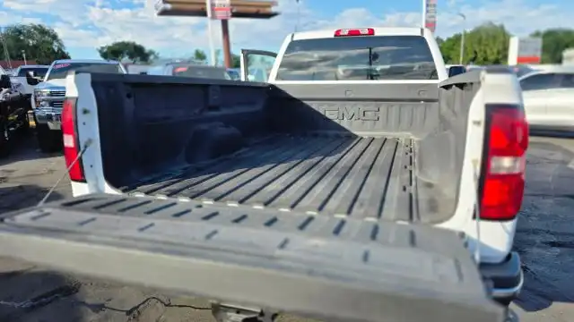 2015 GMC Sierra 4WD Crew Cab Short Box SLE's photo