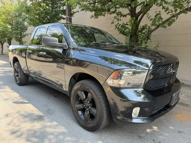 2018 RAM 1500 Express 4x4 Quad Cab 6'4's photo