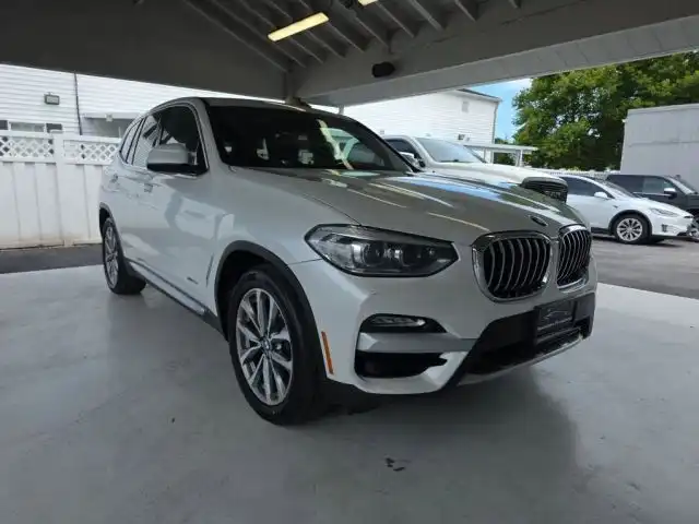 2018 BMW X3 xDrive30i's photo