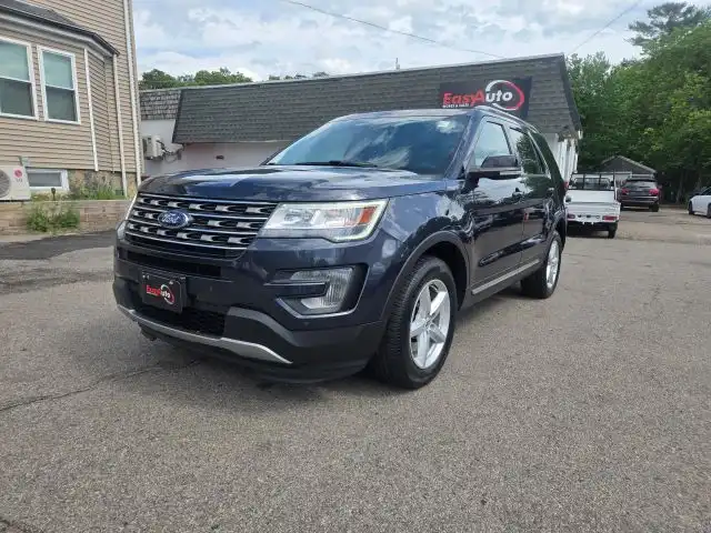 2017 Ford Explorer XLT 4WD's photo