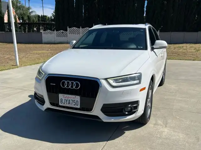 2015 Audi Q3 2.0T quattro tiptronic Premium Plus's photo