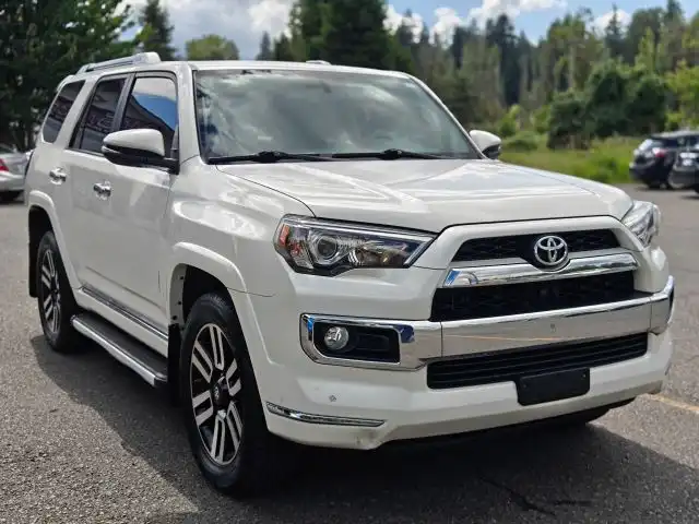 2017 Toyota 4Runner Limited 4x4 V6's photo