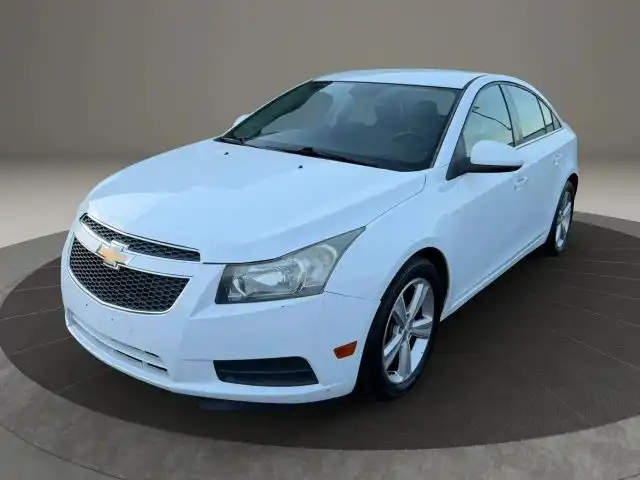 2013 Chevrolet Cruze 2LT Auto's photo