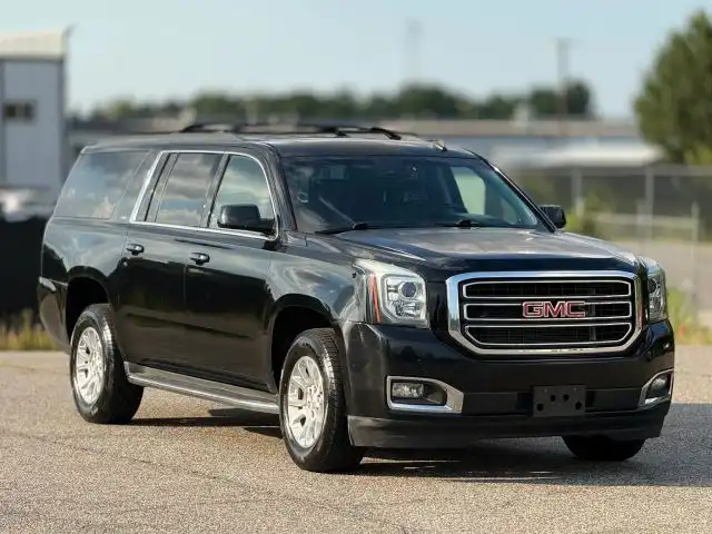 2015 GMC Yukon 4WD SLT's photo