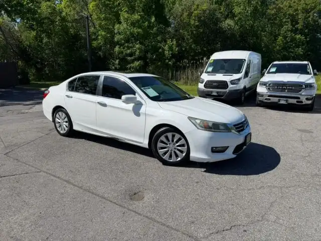 2015 Honda Accord EX-L CVT w/Navigation's photo