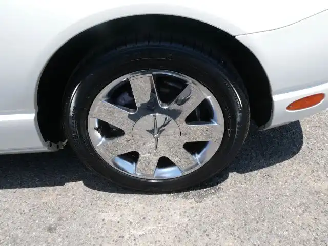 2002 Ford Thunderbird Premium With Removable Top's photo