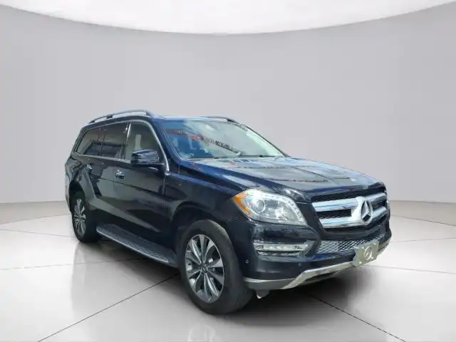 2016 Mercedes-Benz GL-Class GL350 BlueTEC's photo
