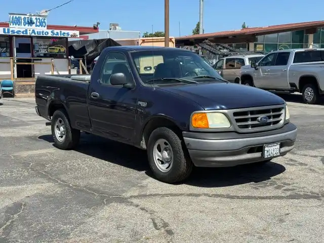 2004 Ford F-150 XL Regular Cab SWB Styleside's photo