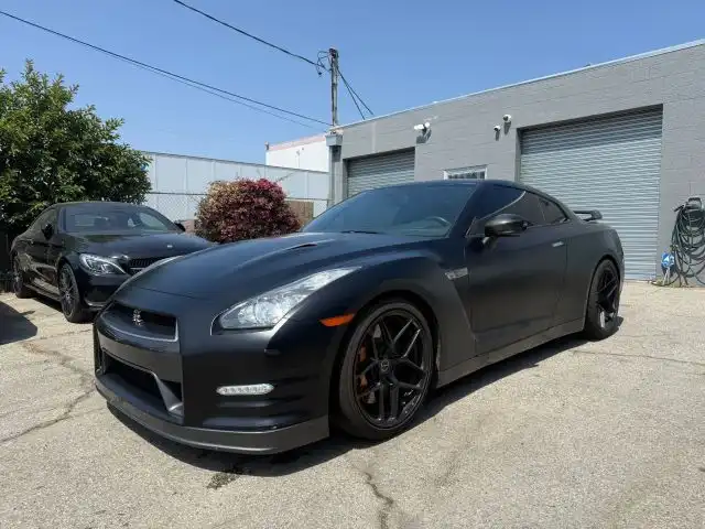 2013 Nissan GT-R GT-R Premium's photo
