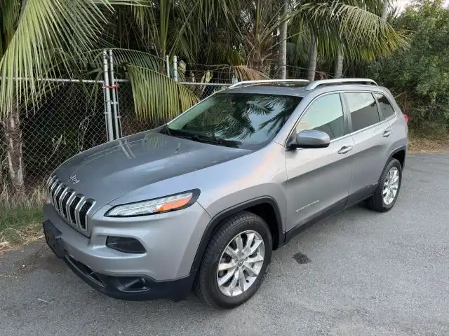 2015 Jeep Cherokee Limited 4X4's photo