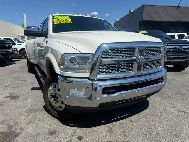 2017 RAM 3500 Laramie 4X4 Crew Cab LWB's photo