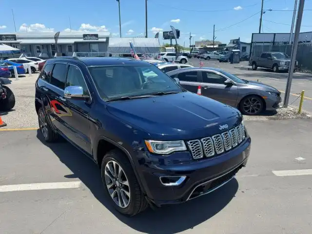2017 Jeep Grand Cherokee Overland 4WD's photo