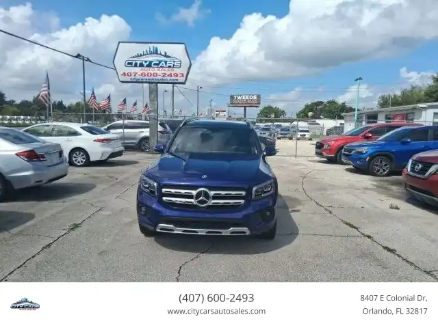 2022 Mercedes-Benz GLB GLB250's photo