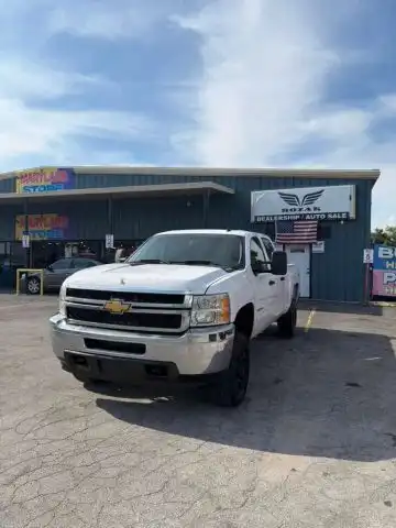2012 Chevrolet Silverado HD 1LT 4WD Crew Cab SWB's photo