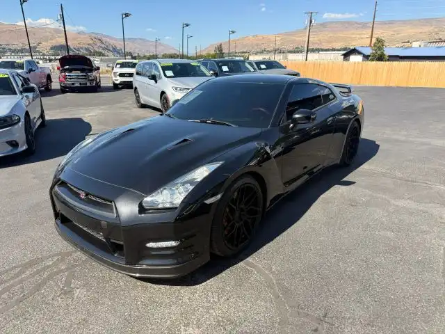 2014 Nissan GT-R GT-R Black Edition's photo
