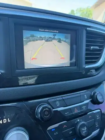2020 Chrysler Voyager LXI's photo