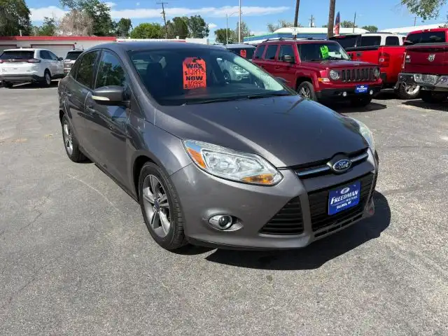 2014 Ford Focus Sedan SE's photo