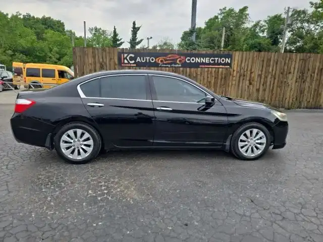 2015 Honda Accord EX-L V-6 Auto w/Navigation's photo