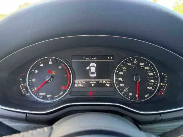 2017 Audi A4 2.0T quattro S tronic Premium's photo