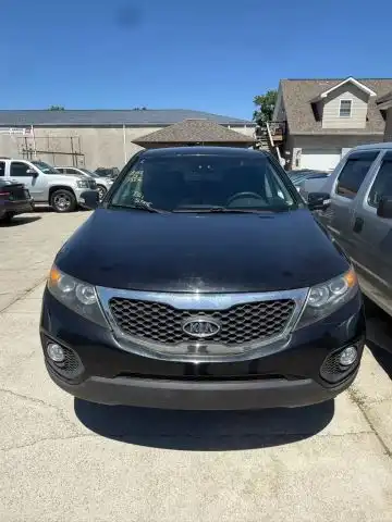 2013 Kia Sorento LX AT's photo