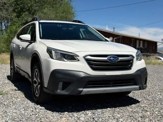 2020 Subaru Outback Limited's photo