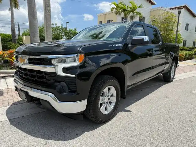 2023 Chevrolet Silverado 1500 LT 4X4 Crew Cab Standard Box's photo