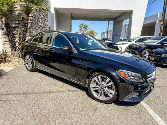 2020 Mercedes-Benz C-Class C300's photo