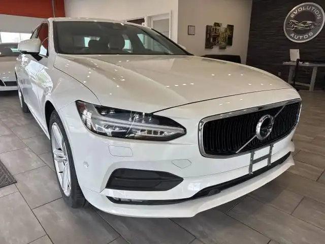 2018 Volvo S90 T5 Momentum AWD's photo