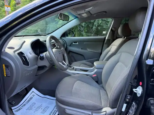 2016 Kia Sportage 2.4 LX AT AWD's photo