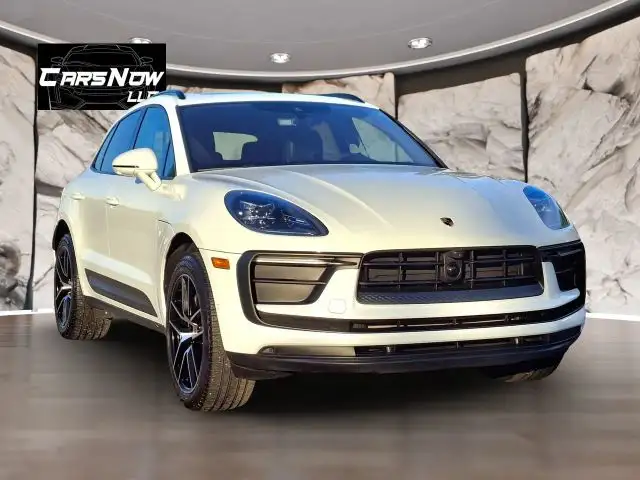 2023 Porsche Macan Base's photo