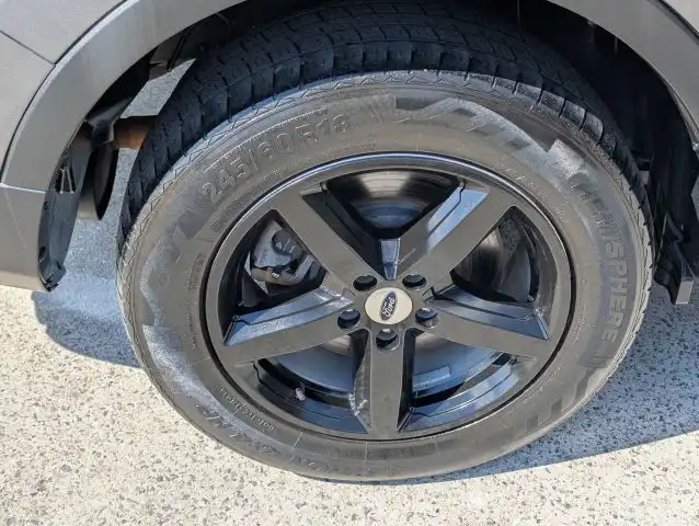 2016 Ford Explorer XLT 4WD's photo