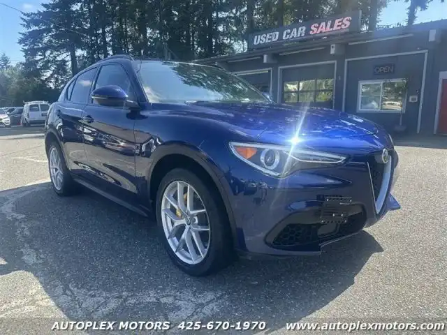 2018 Alfa Romeo Stelvio Sport AWD's photo