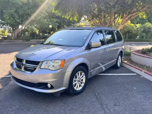 2019 Dodge Grand Caravan SXT's photo