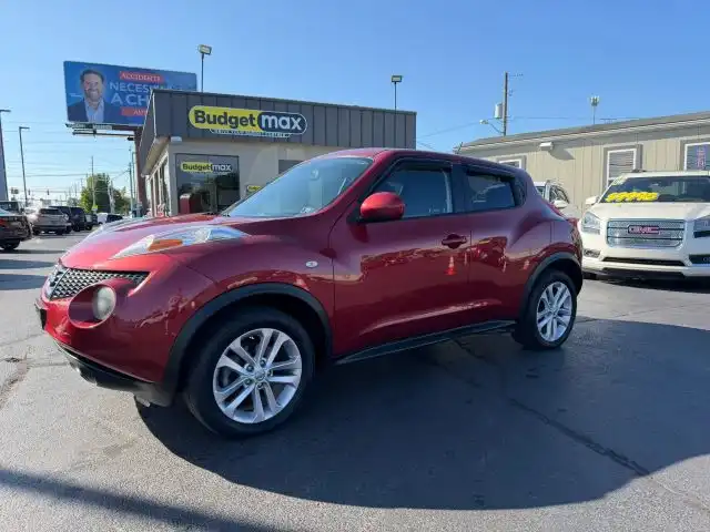 2012 Nissan Juke SV AWD CVT's photo