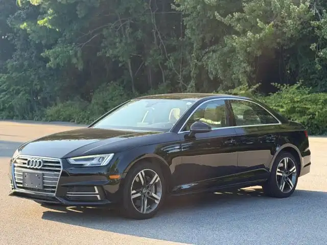 2017 Audi A4 2.0T quattro S tronic Premium Plus's photo
